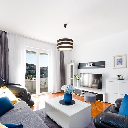 Apartment Sunset Free Parking Дубровник Екстериор снимка