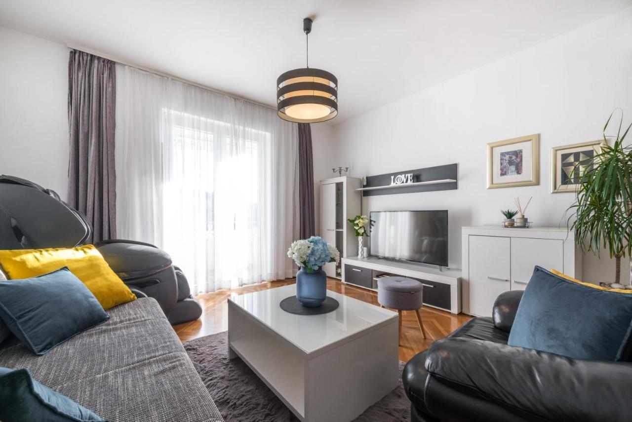 Apartment Sunset Free Parking Дубровник Екстериор снимка