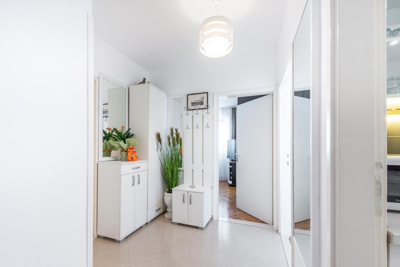 Apartment Sunset Free Parking Дубровник Екстериор снимка